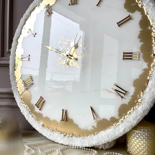 Snowbloom White – Handcrafted Resin Wall Clock