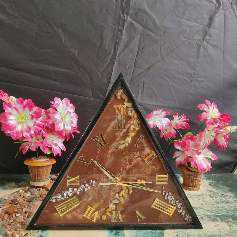 Golden Mocha Prism Luxury Resin Wall Clock – Handcrafted Geometric Statement Timepiece