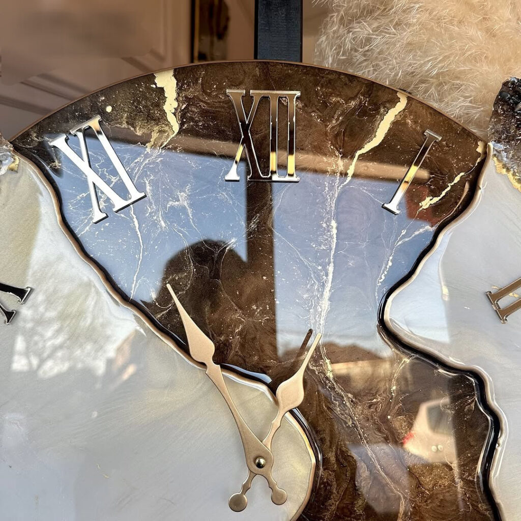 Chocolate Caramel Dust – Round Resin Wall Art Clock - Image 5