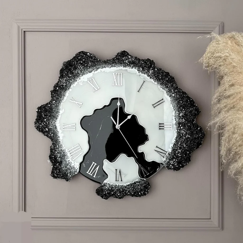 Black Silver Dusk – Black Resin Wall Clock - Image 6