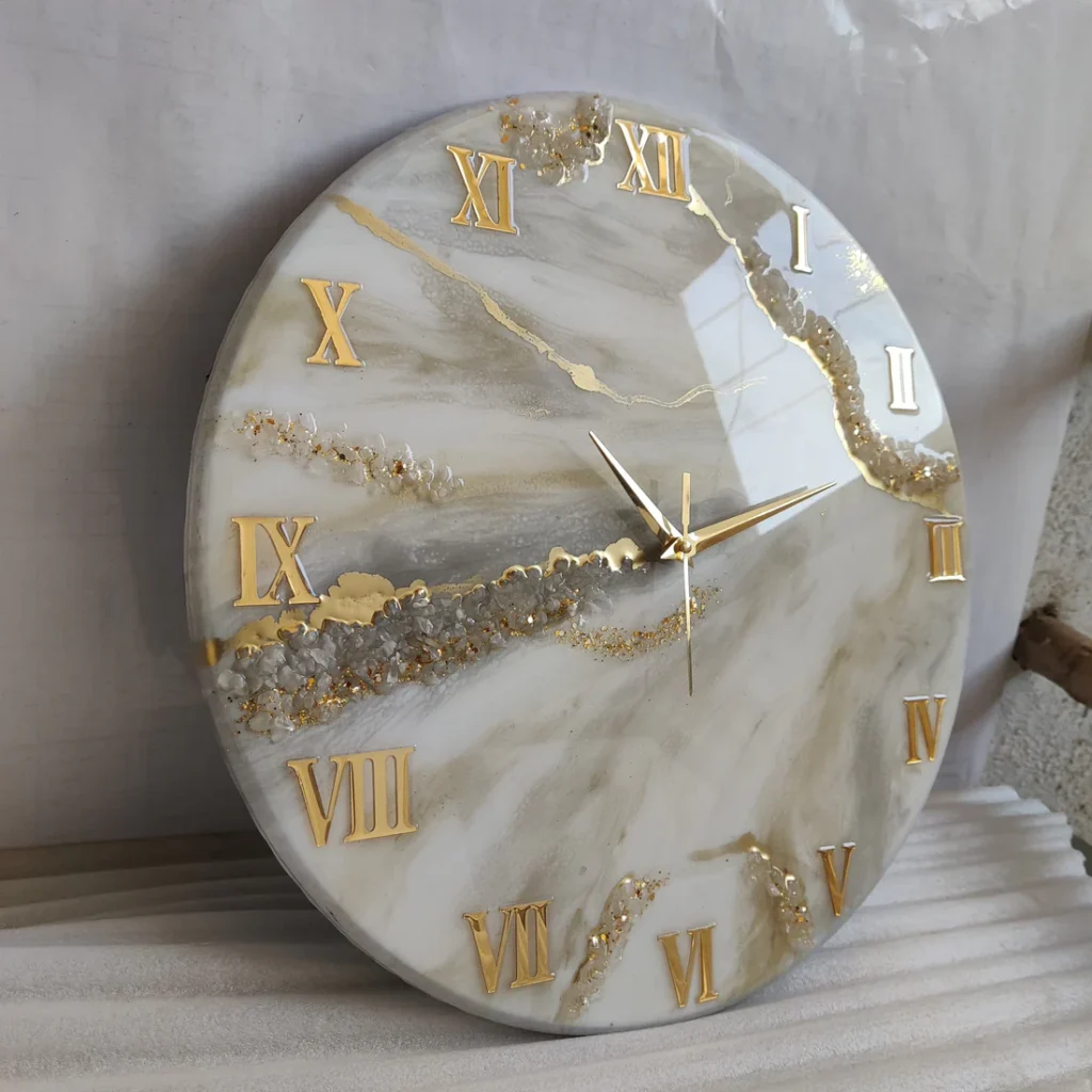 Cream Radiance – The Luxury Resin Clock with Gold Veins - Image 5