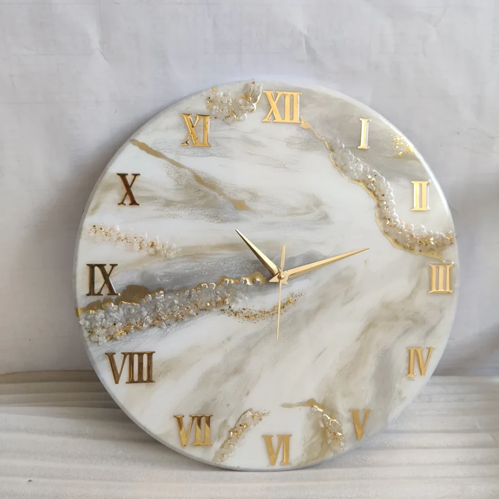 Cream Radiance – The Luxury Resin Clock with Gold Veins - Image 6