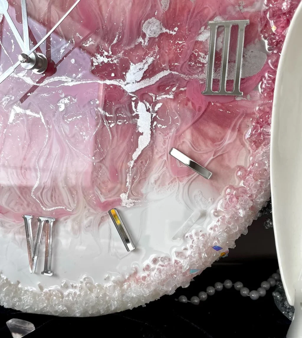 Rose Mist Delight – The Luxury Resin Clock - Image 3