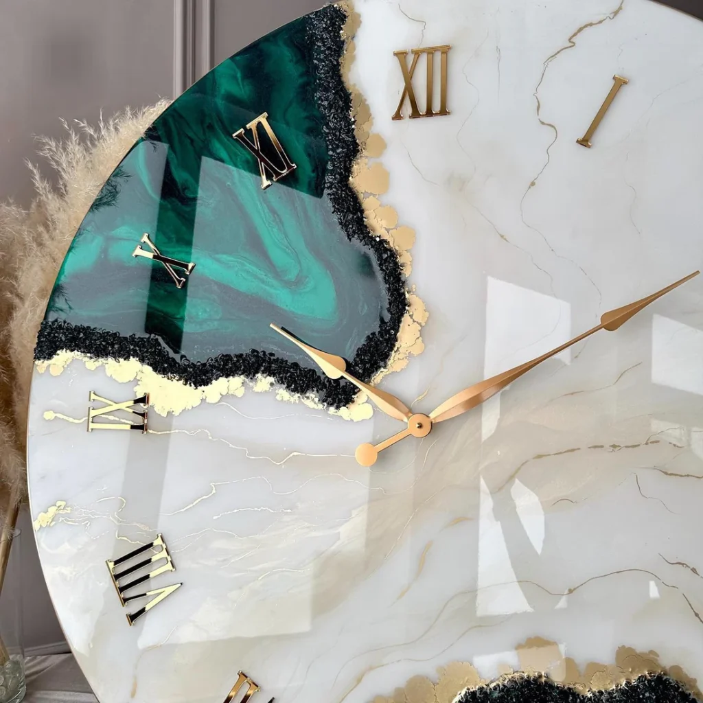 Emerald Mist Luxe – Green Resinart Clock - Image 3