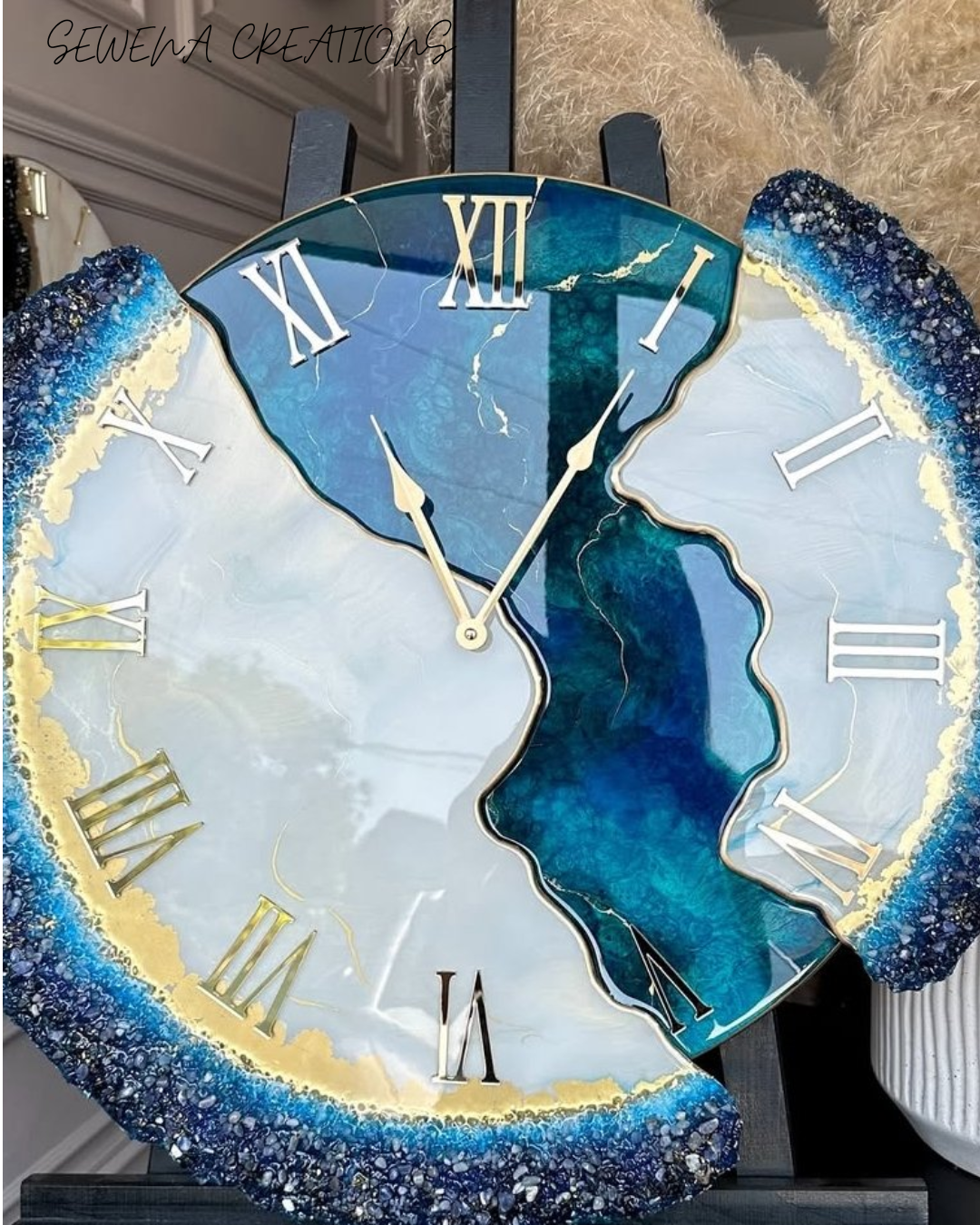 Blue Horizon Shatter – The Luxury Resin Clock